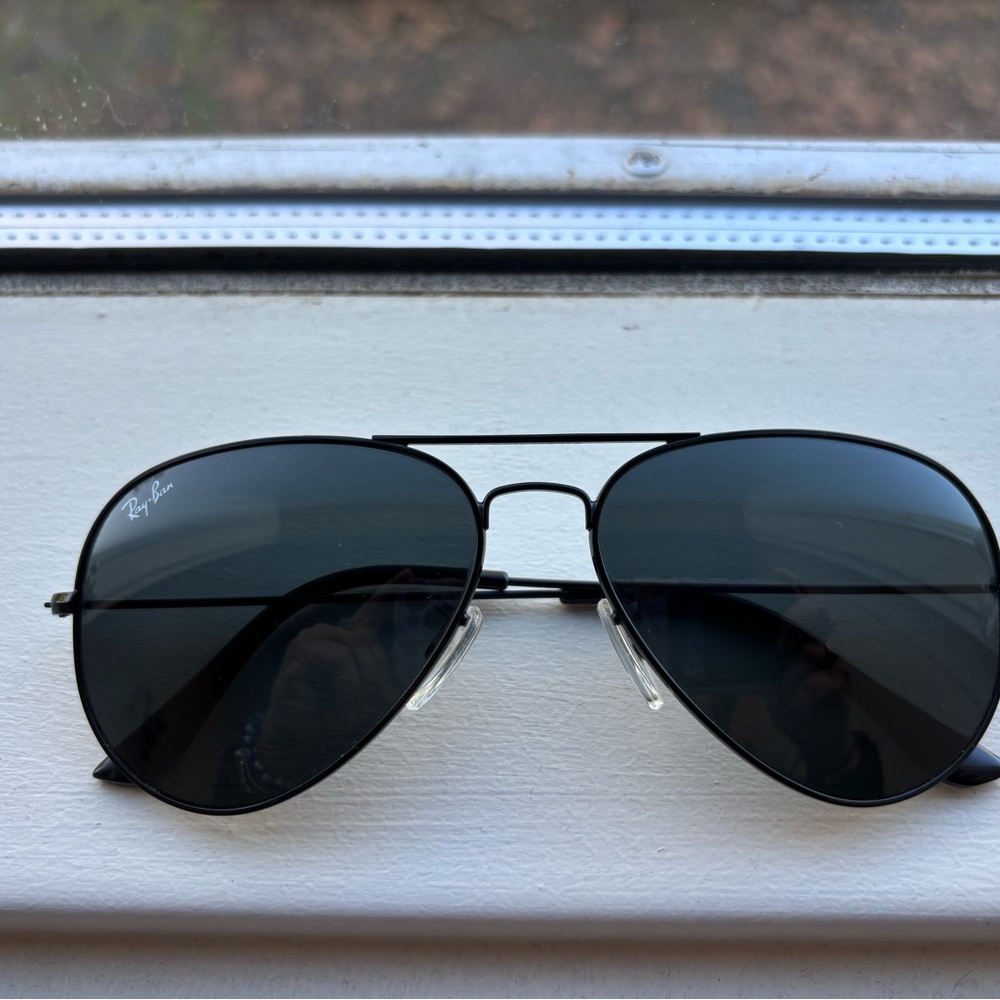 Ray-Ban Classic Black Aviator Sunglasses